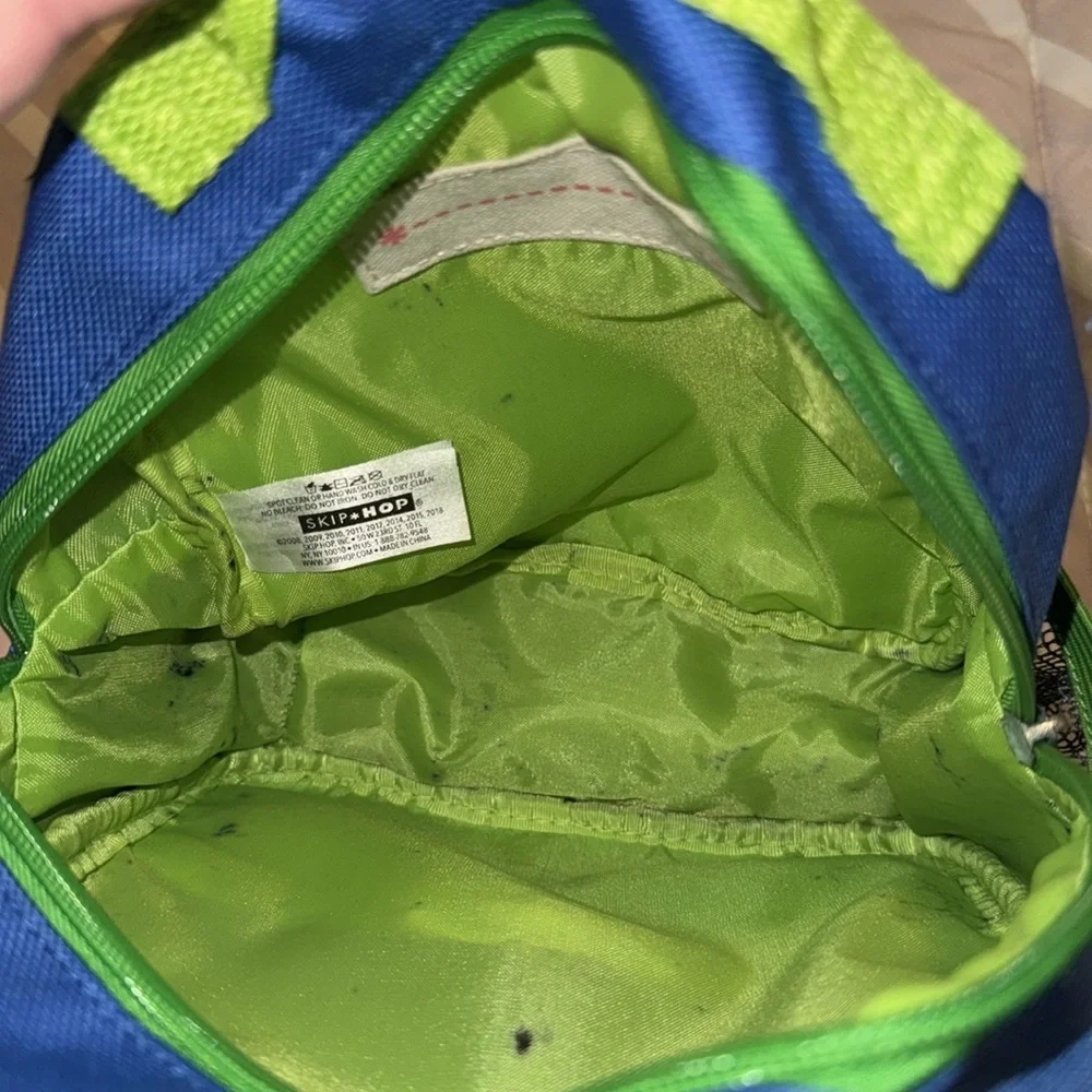 SKIPHOP DINO BACKPACK GOOD SHAPE!